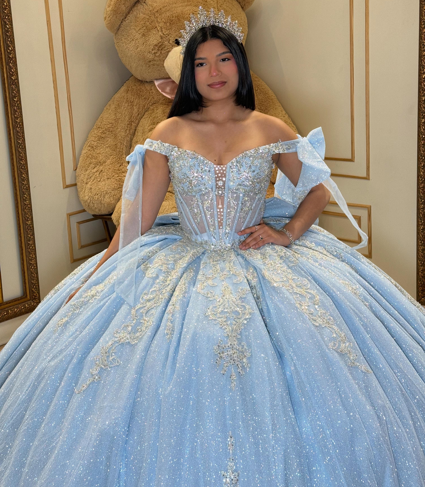 Princess Luxury Crystal Beaded Blue Quinceanera Dresses Sweet 16 Lace Appliqued Party Gown HE1590