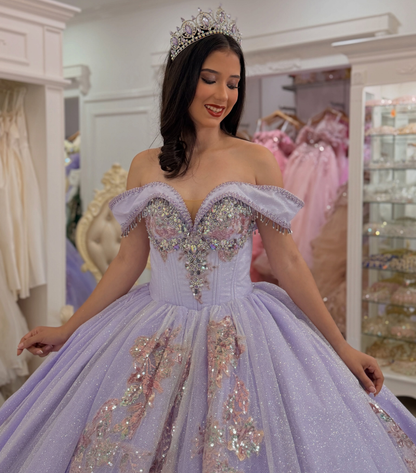 Tulle Lace Appliqued Lilac Quinceanera Dresses Sweet 16 Off Shoulder Party Gowns HE1598
