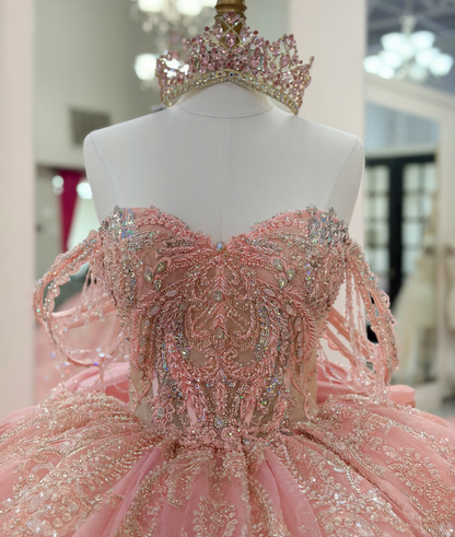 Tulle Lace Appliqued Pink Off Shoulder Sweet 16 Quinceanera Dresses with Tiered HE1607
