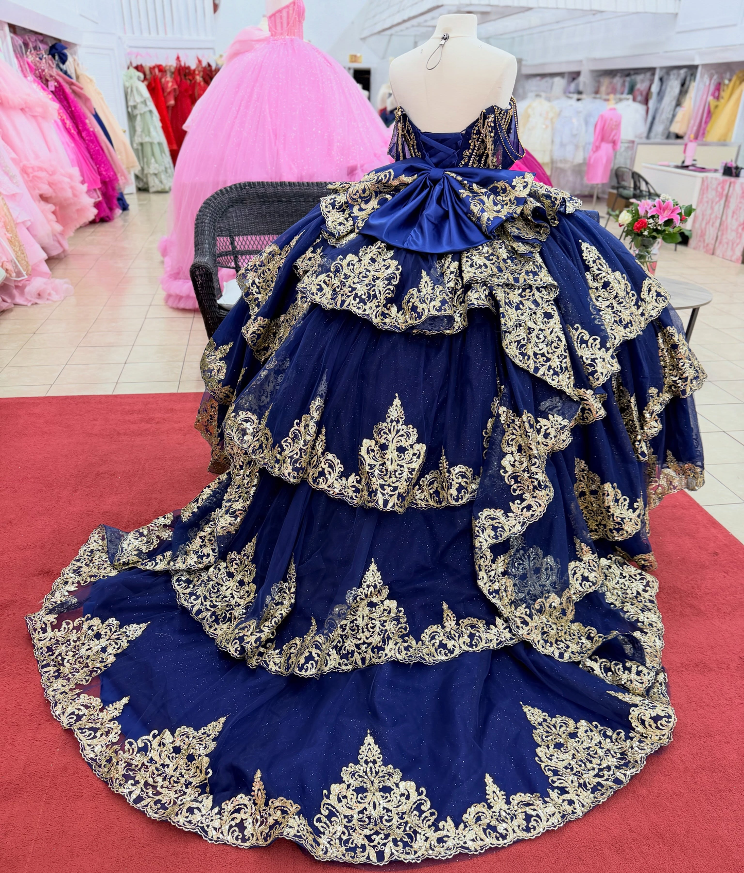 Tulle Lace Appliqued Crystal Luxury Blue Sweet 16 Quinceanera Dresses Birthday Gowns HE1610