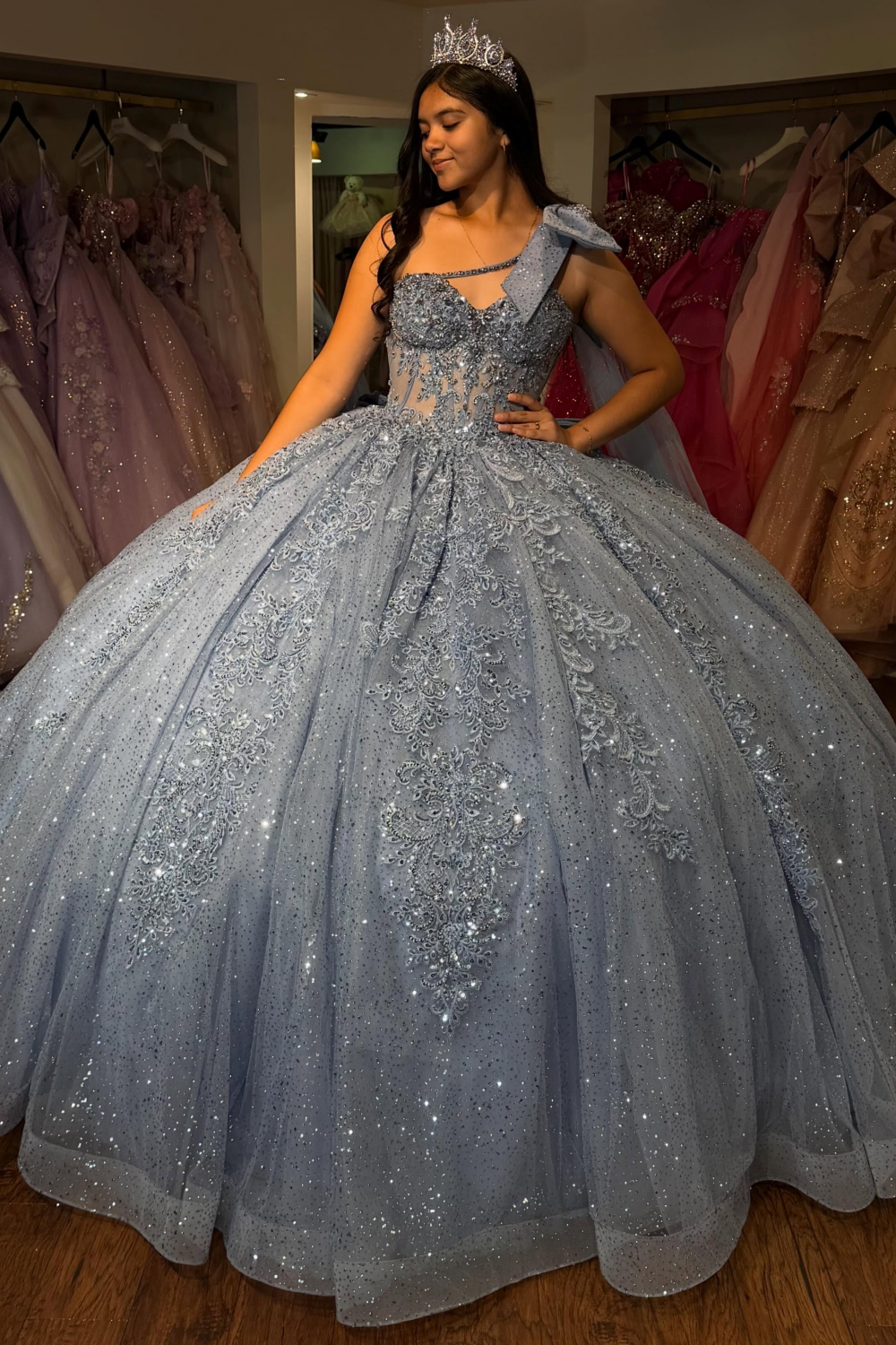 Glittery Sweet 15 Quinceanera Dresses Tulle Lace Appliqued Ball Gown Party Dresses HE1694