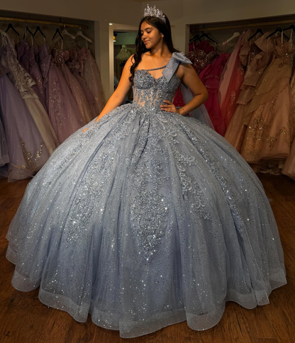 Glittery Sweet 15 Quinceanera Dresses Tulle Lace Appliqued Ball Gown Party Dresses HE1694