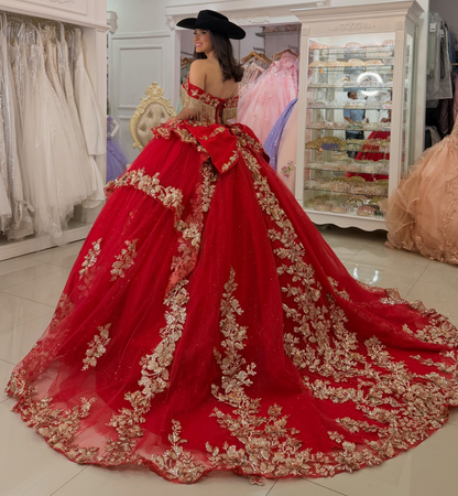 Sweetheart Ball Gown Lace Appliqued Red Quinceanera Dresses for Sweet 15 HE1665