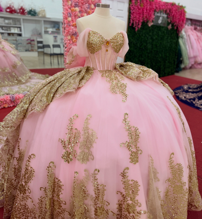 Off Shoulder Appliqued Tiered Pink Quinceanera Dresses Sweet 15 Tulle Birthday Gowns HE1672