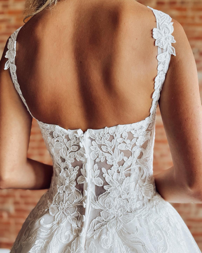 Sweetheart A-Linie Tüll 3D Blumen Strand Brautkleider für die Braut HE878