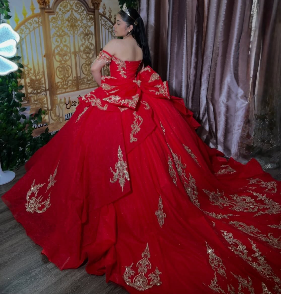 Off Shoulder Lace Appliqued Red Quinceanera Dresses Sweet 16 Celebration Gowns HE1681