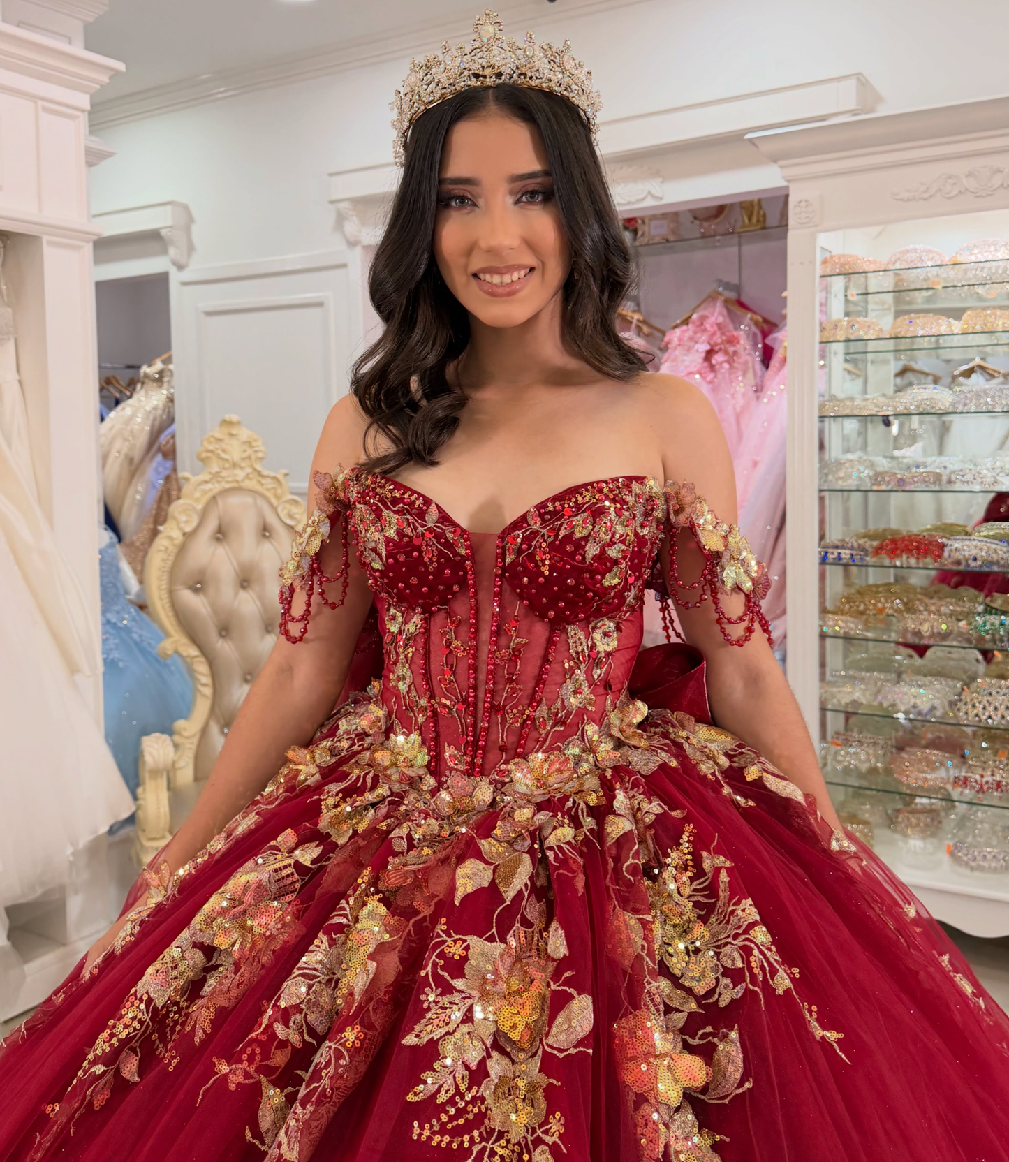 Ball Gown Lace Appliqued Quinceanera Dresses Off Shoulder Sweet 16 Red Party Gowns HE1674