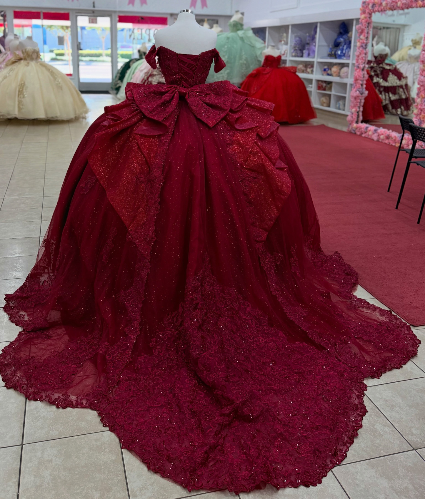 Glittery Tulle Wine Red Quinceanera Dresses Ball Gown Lace Appliqued Sweet 15 Party Gown HE1673