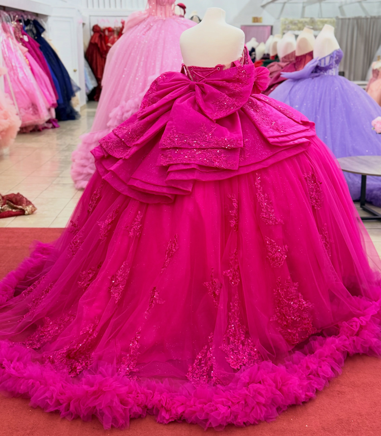 Ball Gown Princess Lace Beaded Quinceanera Dresses for Sweet 16 Celebration HE1702