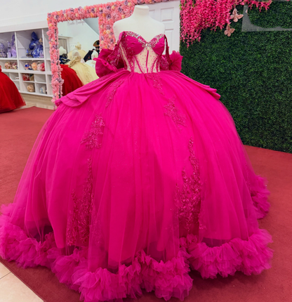 Ball Gown Princess Lace Beaded Quinceanera Dresses for Sweet 16 Celebration HE1702