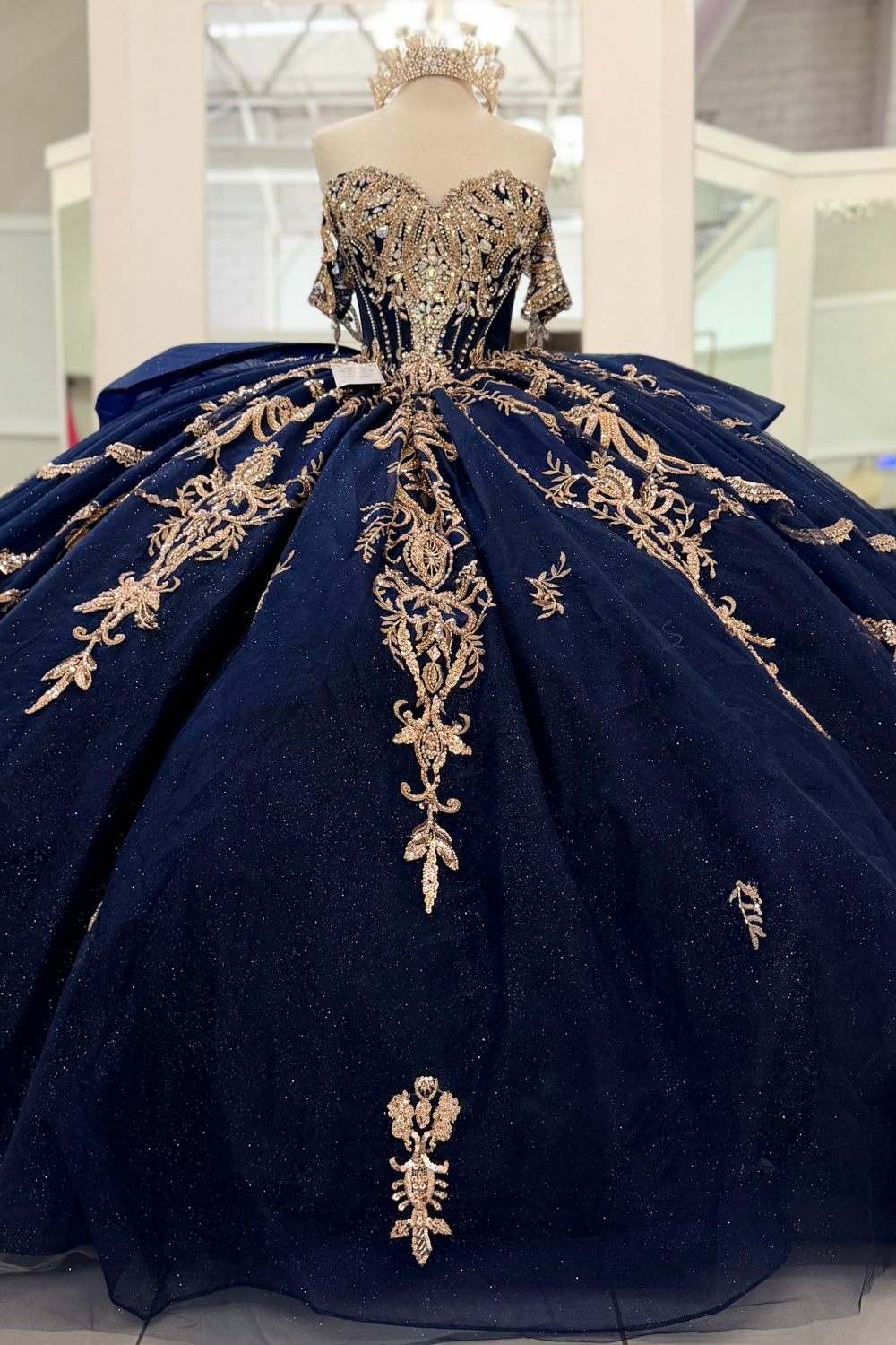 Luxury Lace Appliqued Tulle Sweet 16 Quinceanera Dresses Ball Gown Birthday Dress HE1706