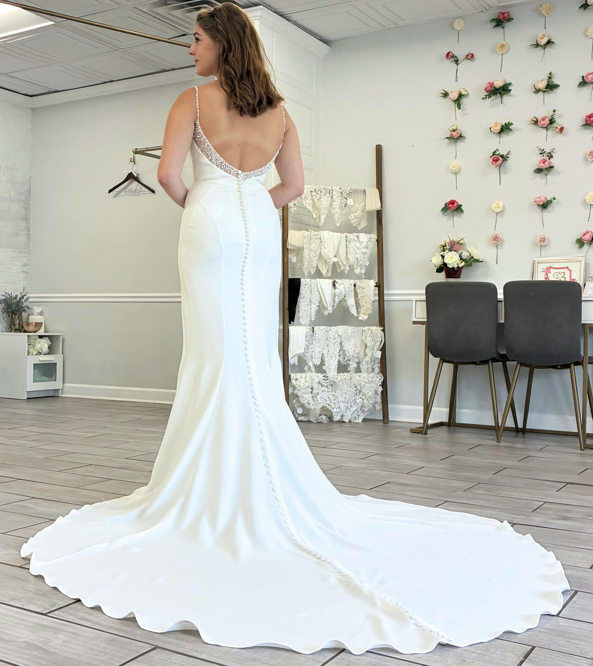 Satin Sequin Beaded White Wedding Dresses for Bride Boho Backless Bridal Wedding Gowns HE1979