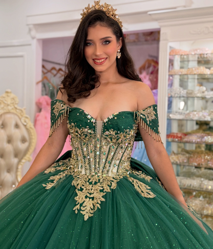 Luxury Tulle Lace Appliqued Green Quinceanera Dresses Sweet 16 Birthday Party Gowns HE1703