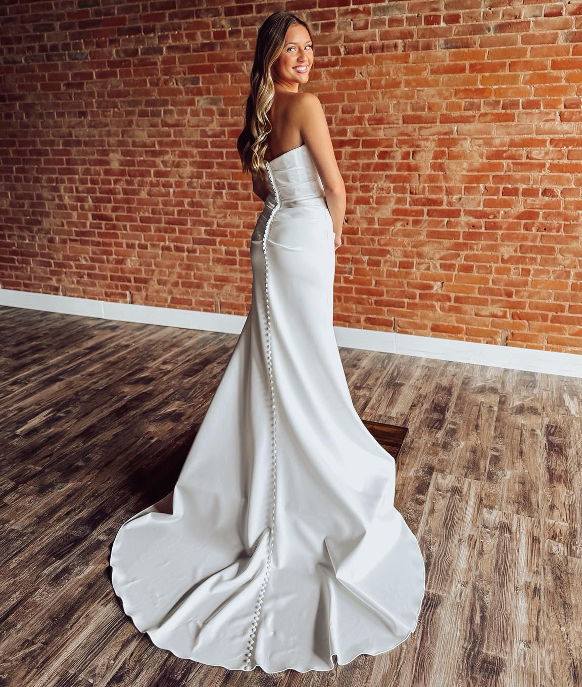 Strapless Mermaid Satin Wedding Dresses for Bride Boho Simple Wedding Gowns HE1788