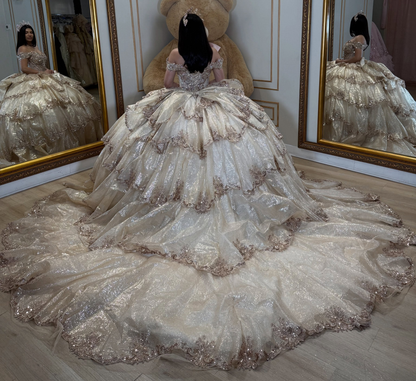 Tulle Lace Appliqued Ruffled Quinceanera Dresses Off Shoulder Sweet 16 Party Gowns HE1711