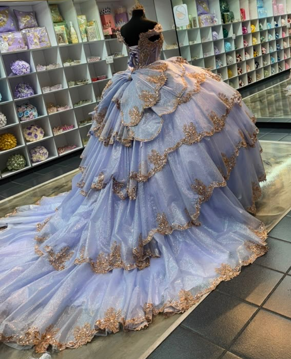 Princess Lace Ruffled Lilac Quinceanera Dresses Tulle Sweet 16 Party Gowns HE1817