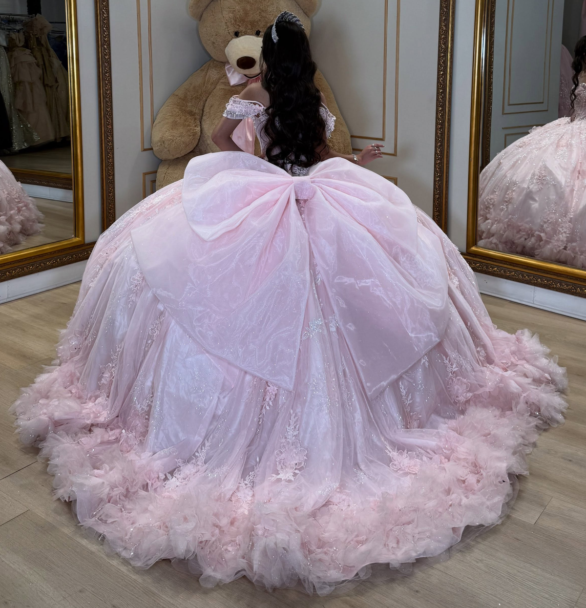 Off Shoulder Pink Quinceanera Dresses Tulle Appliqued Sweet 15 Birthday Gowns HE1712