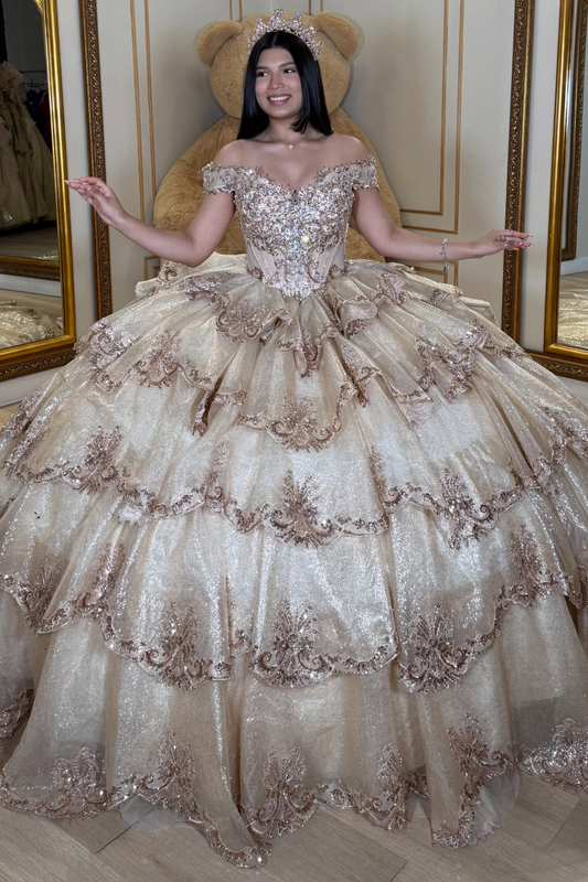Tulle Lace Appliqued Ruffled Quinceanera Dresses Off Shoulder Sweet 16 Party Gowns HE1711