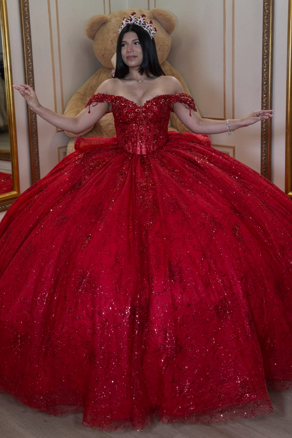 Luxury Lace Crystal Beaded Red Quinceanera Dresses Sweet 16 Celebration Gowns HE1713