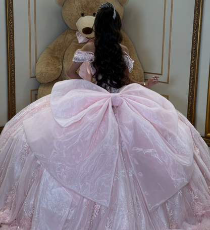 Off Shoulder Pink Quinceanera Dresses Tulle Appliqued Sweet 15 Birthday Gowns HE1712