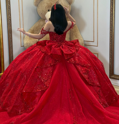 Luxury Lace Crystal Beaded Red Quinceanera Dresses Sweet 16 Celebration Gowns HE1713