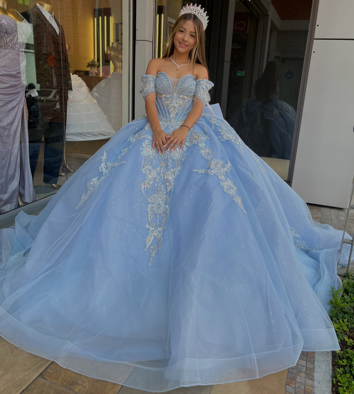 Sky Blue Quinceanera Dresses Off Shoulder Lace Appliqued Sweet 16 Party Gowns HE1936