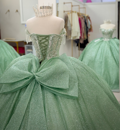 Glittery Tulle Sweet 16 Quinceanera Dresses Off Shoulder Green Party Gowns HE1822