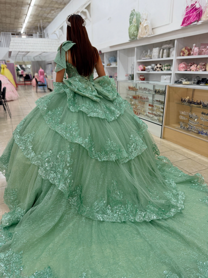 Luxury Lace Crystal Beaded Green Quinceanera Dresses for Sweet 16 Birthday Party HE1827