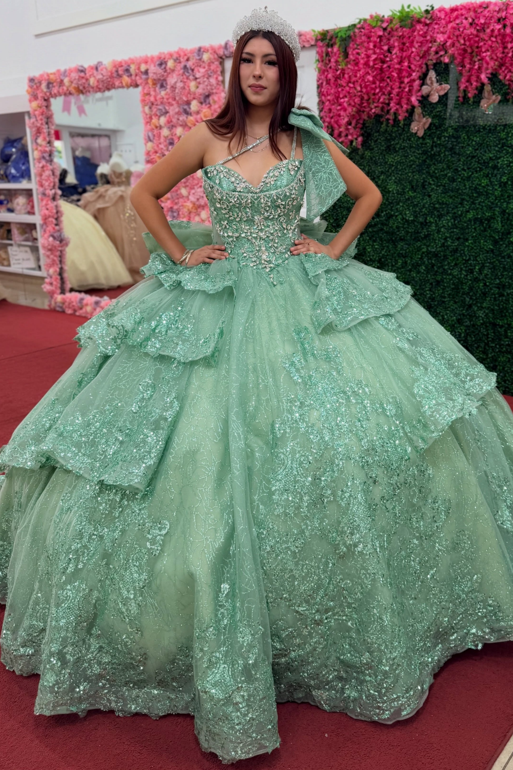 Luxury Lace Crystal Beaded Green Quinceanera Dresses for Sweet 16 Birthday Party HE1827