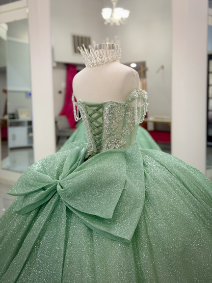 Glittery Tulle Sweet 16 Quinceanera Dresses Off Shoulder Green Party Gowns HE1822