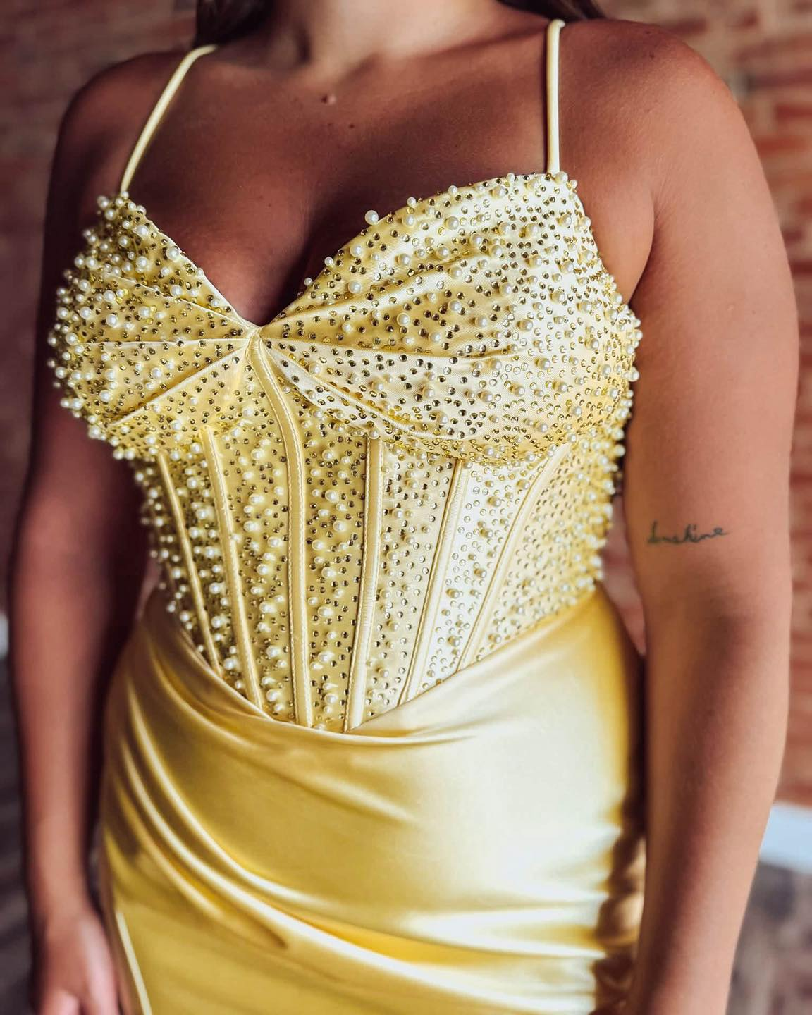 Satin Crystal Beaded Sheath Homecoming Dresses Sweetheart Cocktail Gowns HE1847