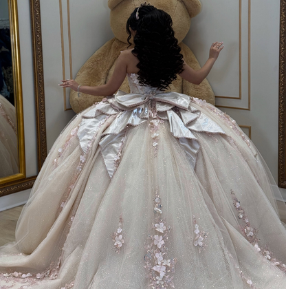 Sweetheart Champagne Quinceanera Dresses Sweet 16 Lace Flower Birthday Gowns HE1930