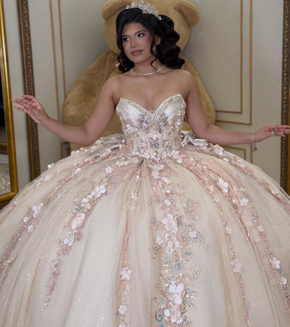 Sweetheart Champagne Quinceanera Dresses Sweet 16 Lace Flower Birthday Gowns HE1930