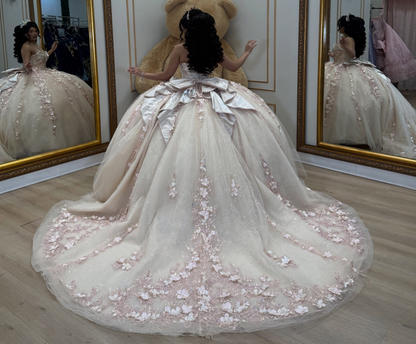 Sweetheart Champagne Quinceanera Dresses Sweet 16 Lace Flower Birthday Gowns HE1930