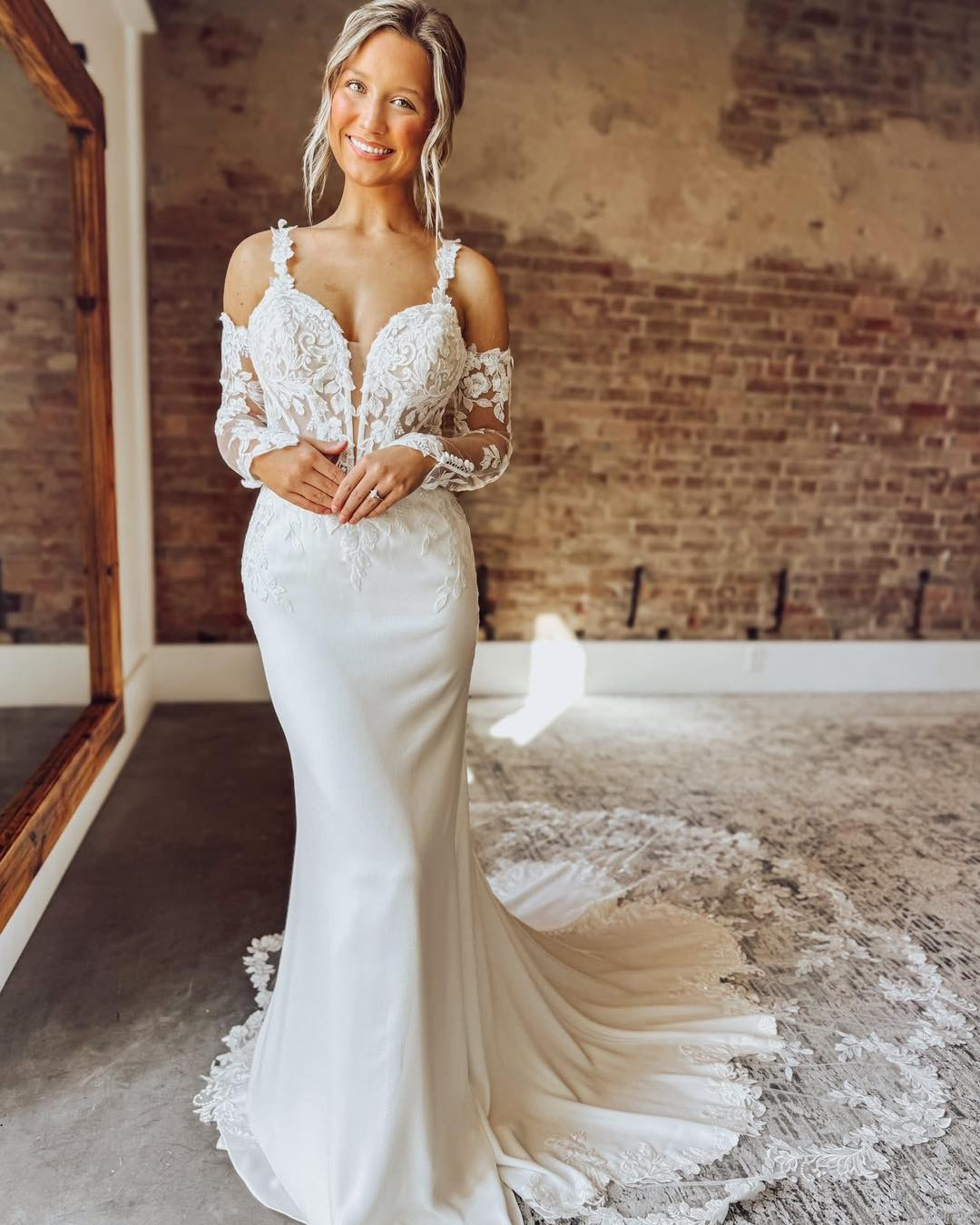 Mermaid Satin Long Sleeves Wedding Dresses for Bride Lace Boho Wedding Gowns HE1878