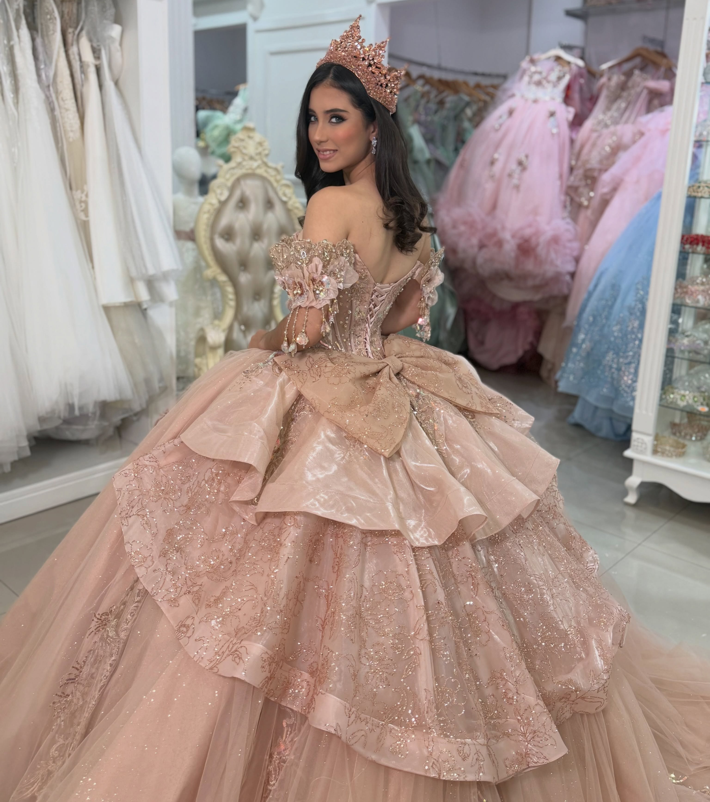 Sweetheart Lace Appliqued Tulle Quinceanera Dresses Off Shoulder Sweet 16 Party Gowns HE1863