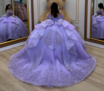 Tulle Lace Appliqued Lilac Quinceanera Dresses Off Shoulder Sweet 16 Party Gowns HE1925