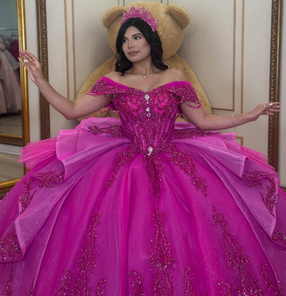 Tulle Lace Appliqued Quinceanera Dresses Off Shoulder Fuchsia Sweet 16 Party Dress HE1926
