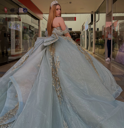 Off Shoulder Lace Appliqued Blue Quinceanera Dresses Sweet 16 Party Gowns HE1935