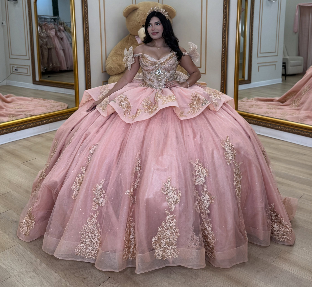 Princess Lace Appliqued Pink Quinceanera Dresses Off Shoulder Birthday Party Gowns HE1919
