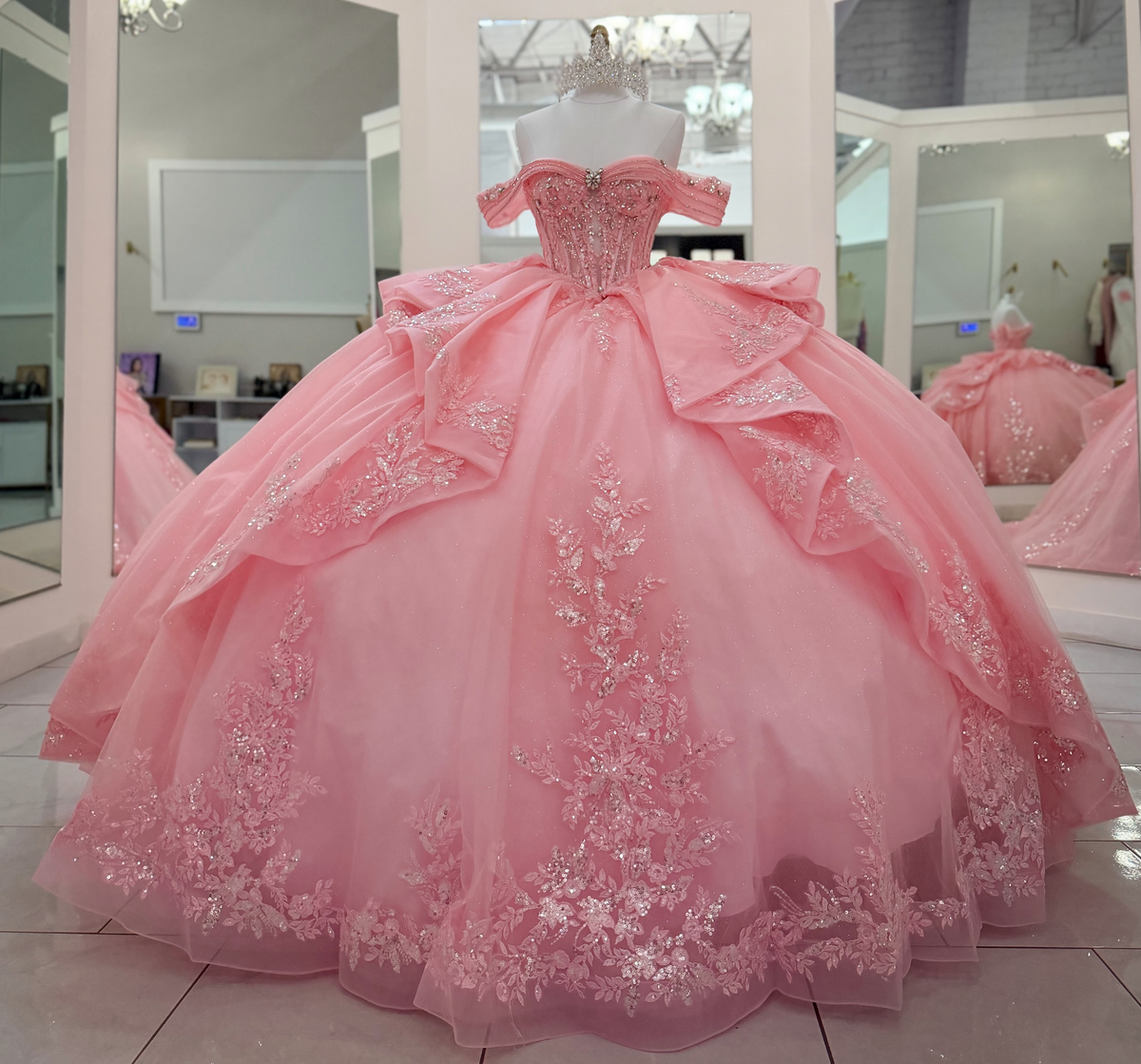Off Shoulder Pink Lace Appliqued Quinceanera Dresses Princess Sweet 16 Party Gowns HE1866