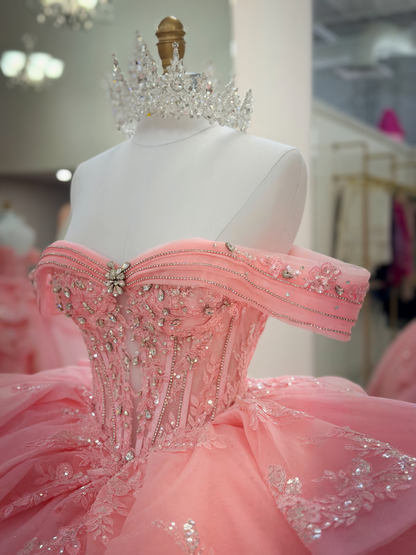 Off Shoulder Pink Lace Appliqued Quinceanera Dresses Princess Sweet 16 Party Gowns HE1866