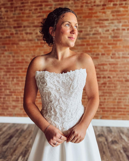 Sweetheart A-Linie Tüll 3D Blumen Strand Brautkleider für die Braut HE878