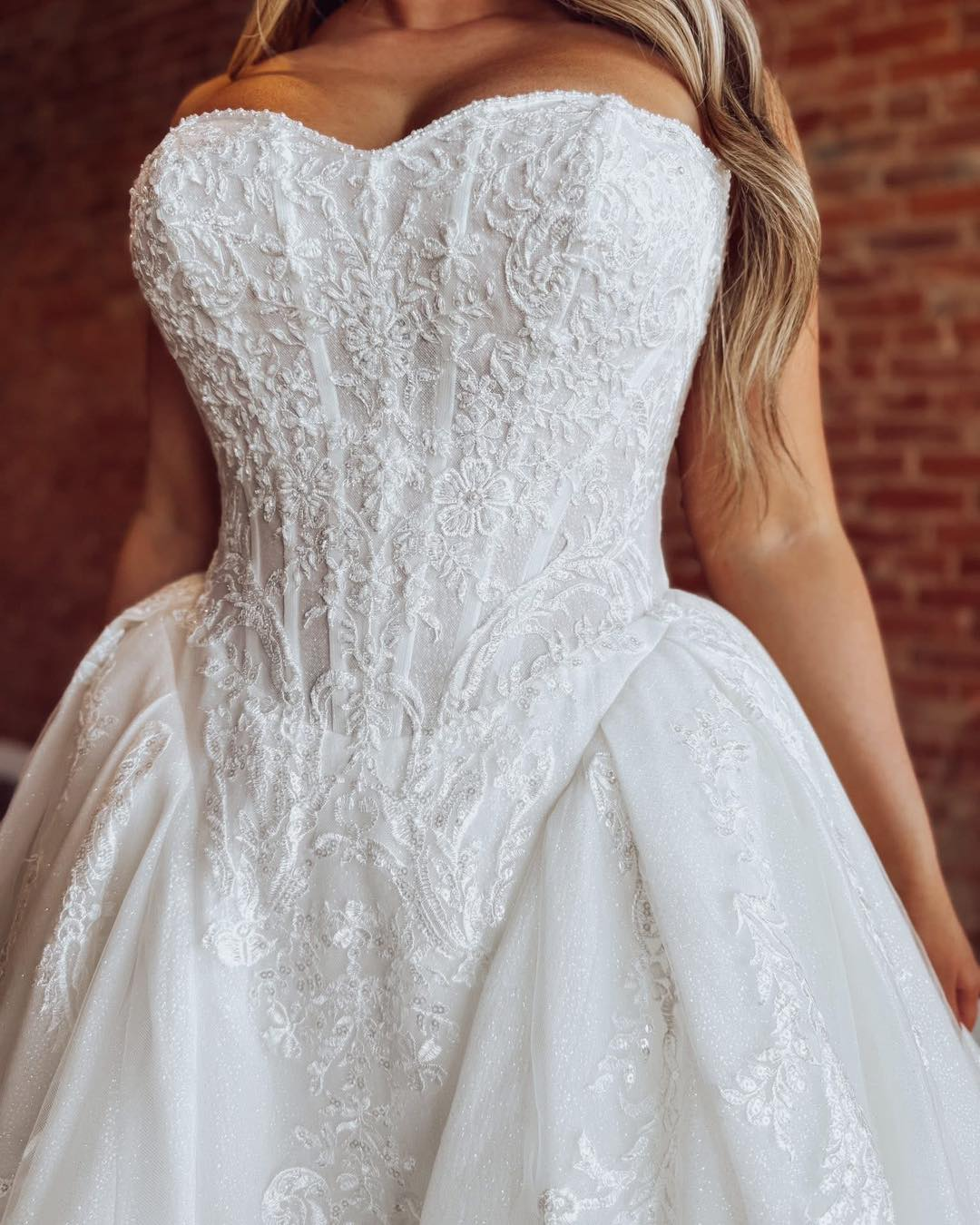 Sweetheart A Line Boho Wedding Dresses Tulle Lace Appliqued Bridal Wedding Gowns HE1868