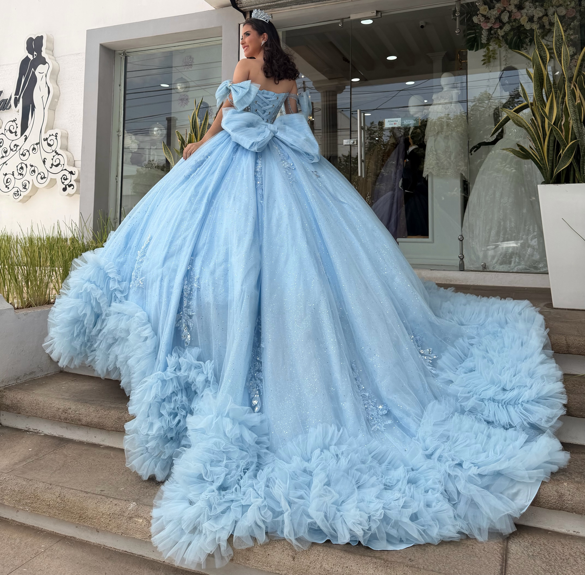 Ball Gown Tulle Ruffled Quinceanera Dresses Off Shoulder Blue Sweet 16 Party Gowns HE1912