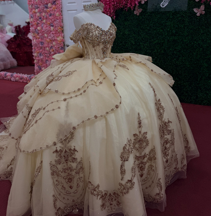 Vestidos de quinceañera con hombros descubiertos, tul princesa, apliques, vestidos de quinceañera HE530
