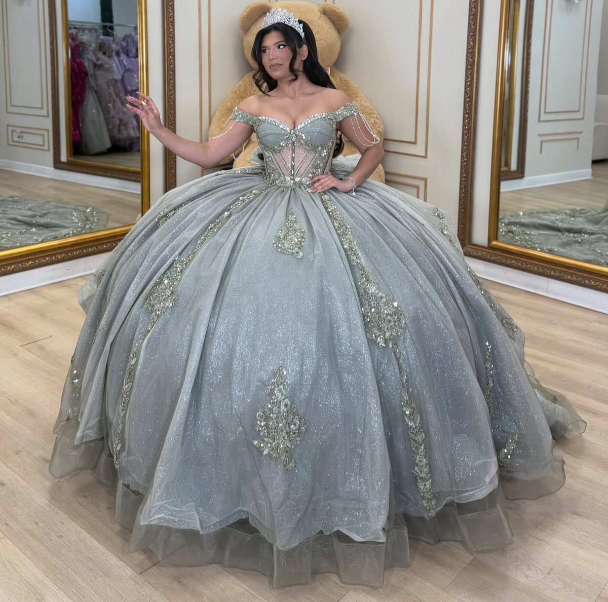 Princess Ball Gown Glittery Quinceanera Dresses Tulle Appliqued Party Dresses HE1917