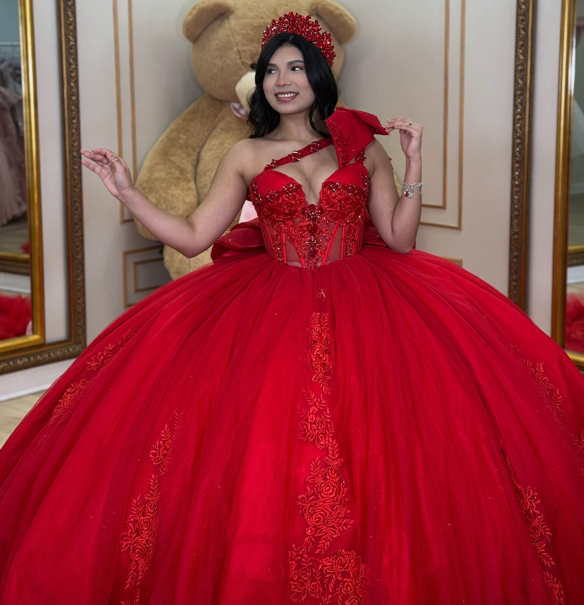 Sweet 16 Ball Gown Red Quinceanera Dresses Glittery Tulle Appliqued Birthday Gowns HE1931