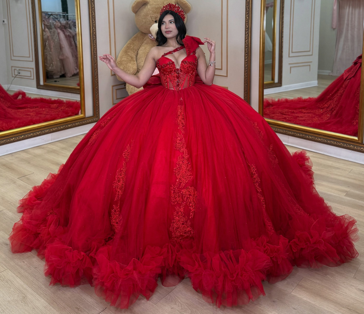 Sweet 16 Ball Gown Red Quinceanera Dresses Glittery Tulle Appliqued Birthday Gowns HE1931