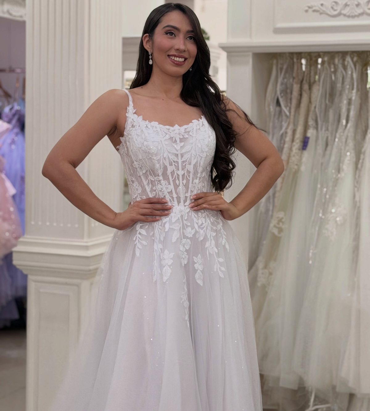 Beach Wedding Dresses A Line Tulle Appliqued Boho Wedding Gowns for Women HE1999